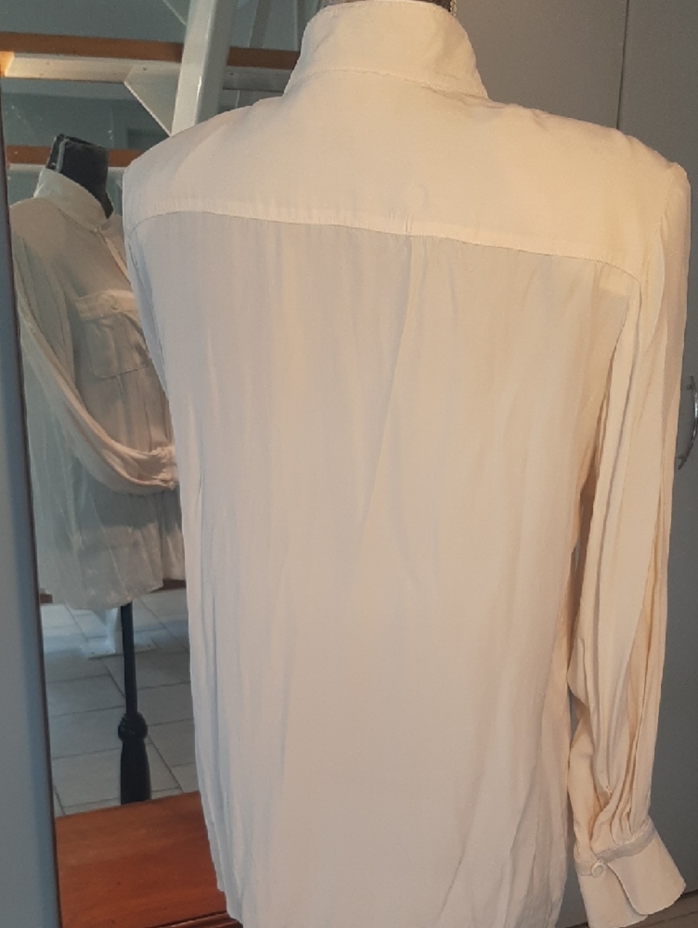 Peter Nygard💝100%SILK VINTAGE Cream Stand-Collar Button-Front Blouse Sz 8 - Picture 7 of 13